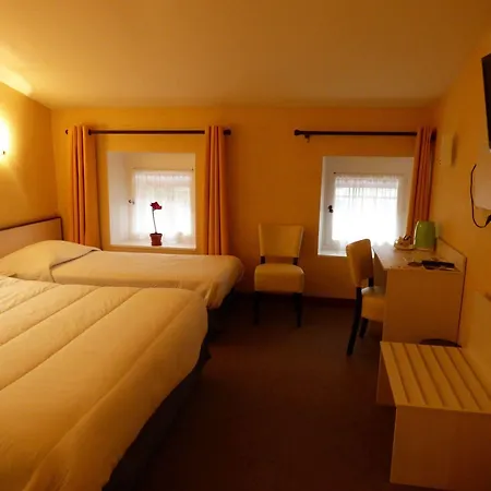 Hotel Du Centre 2*