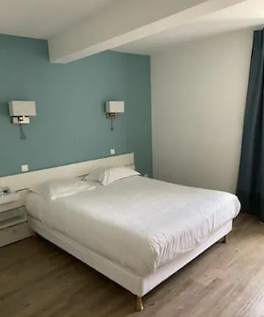 Hotel Du Centre 2*