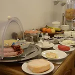 Du Centre 2* بييرُلات