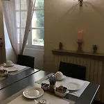 Hotell Du Centre Pierrelatte