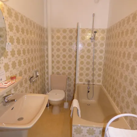 Du Centre Hotel Pierrelatte