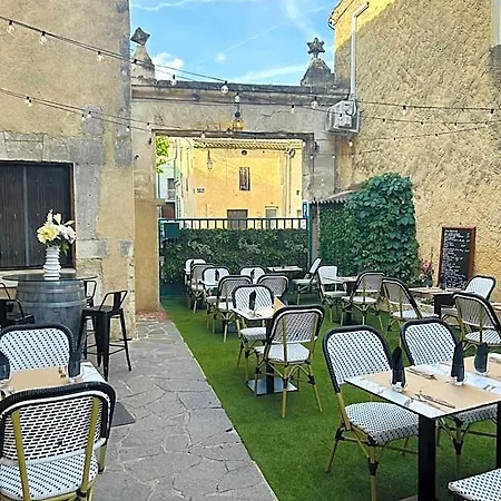 Du Centre Hotel